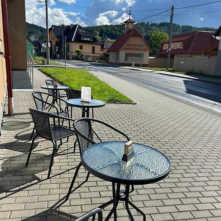 Penzion A Restaurace Na Salasi Hutisko Dış mekan fotoğraf