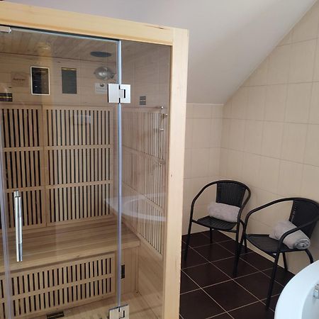 Penzion A Restaurace Na Salasi Hutisko Dış mekan fotoğraf