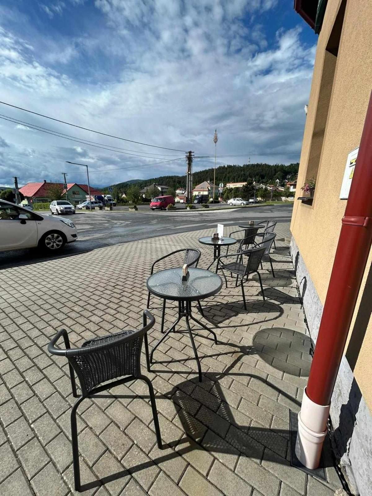 Penzion A Restaurace Na Salasi Hutisko Dış mekan fotoğraf