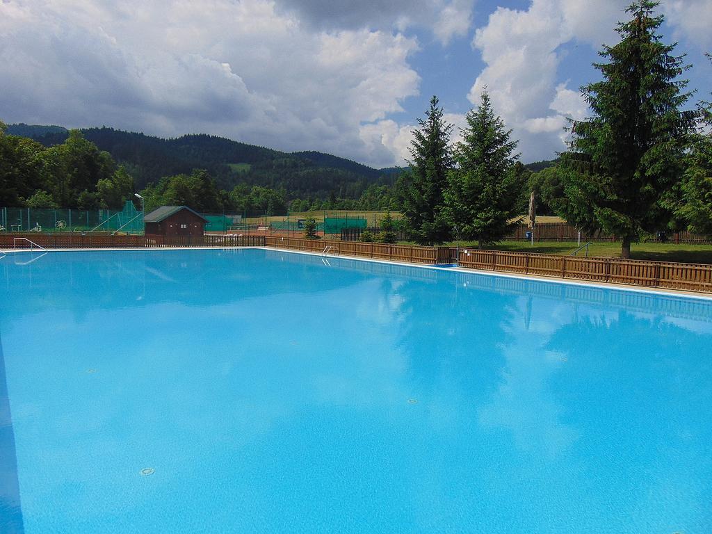 Penzion A Restaurace Na Salasi Hutisko Dış mekan fotoğraf